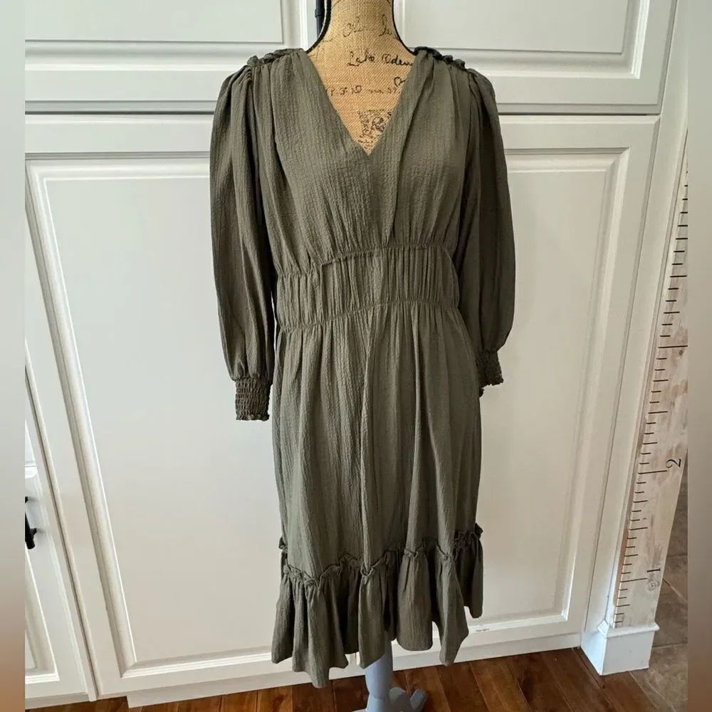 Calvin Klein olive green dress - Picture 1 of 7
